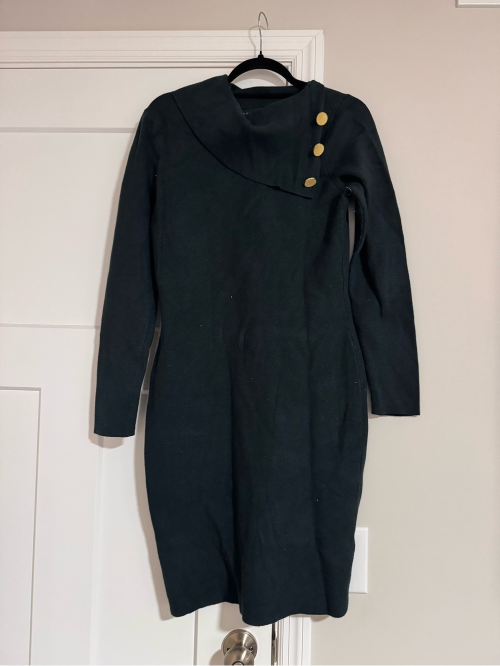 Tahari Classic green Long-Sleeve Sweater Dress with Gold Button Detail